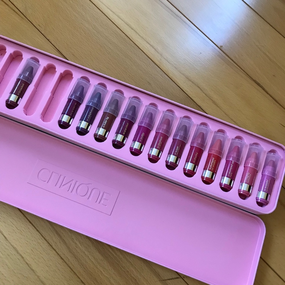 ❤️13 mini lipsticks❤️